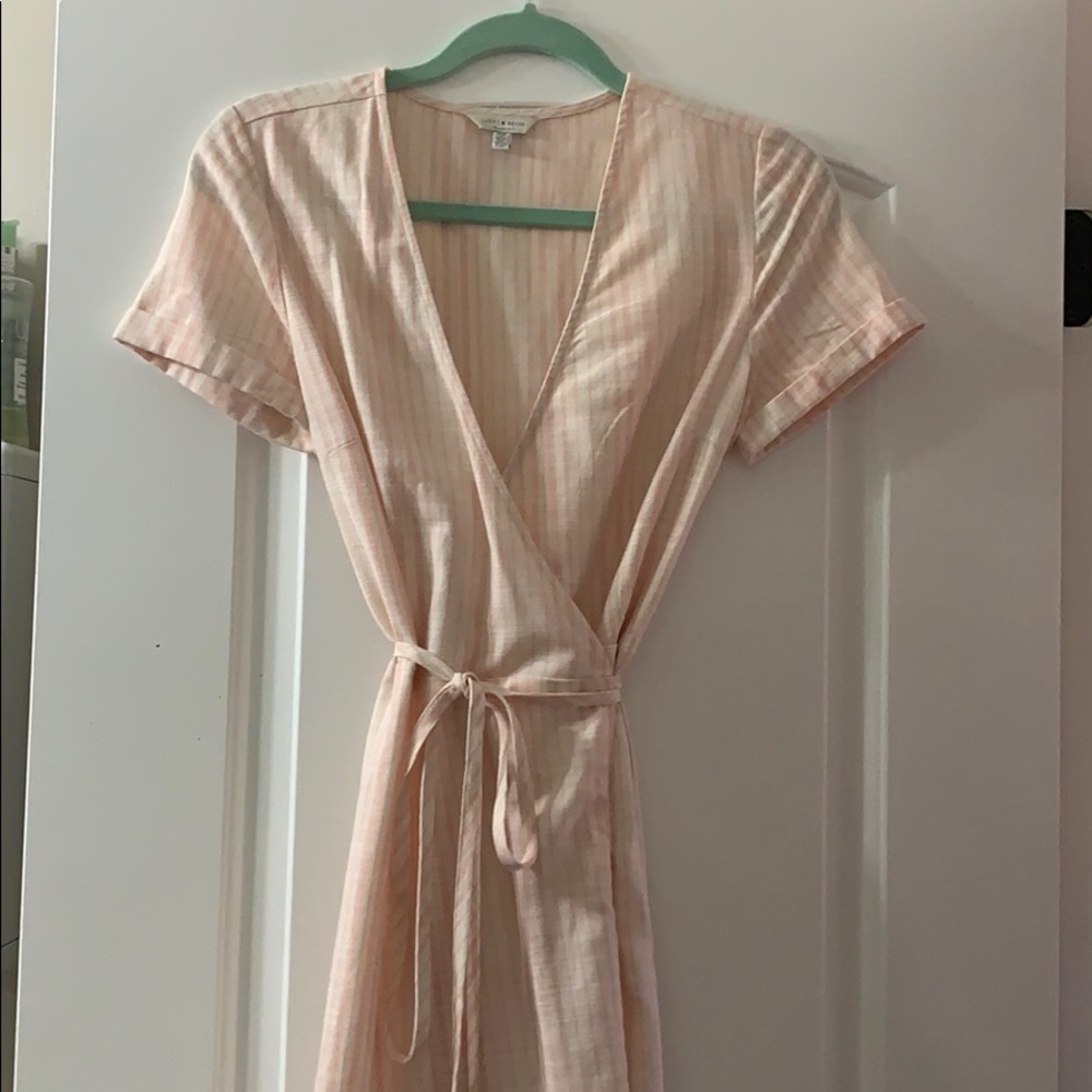 Lucky Brand pink wrap dress, in mint condition.